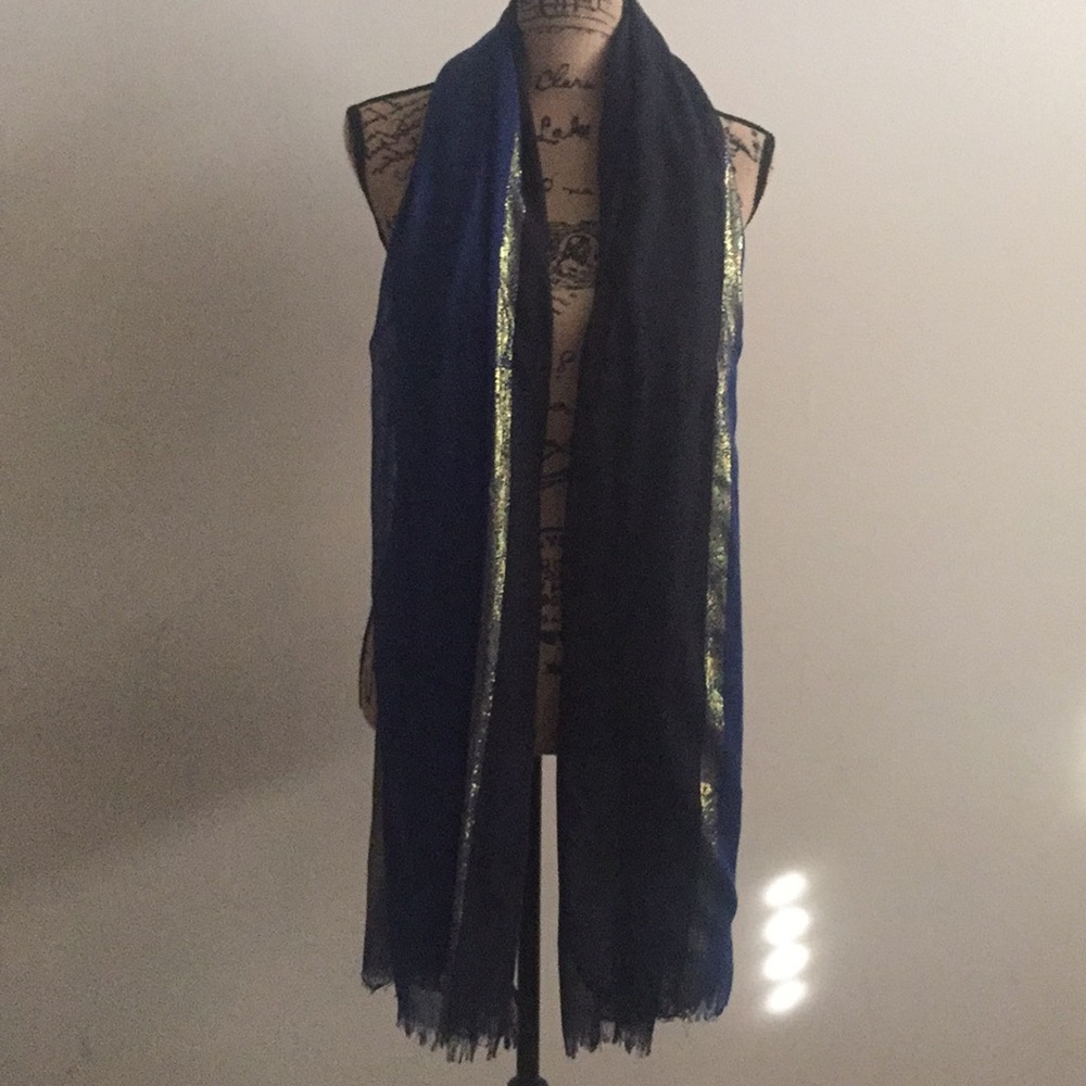 Beautiful scarf🔹